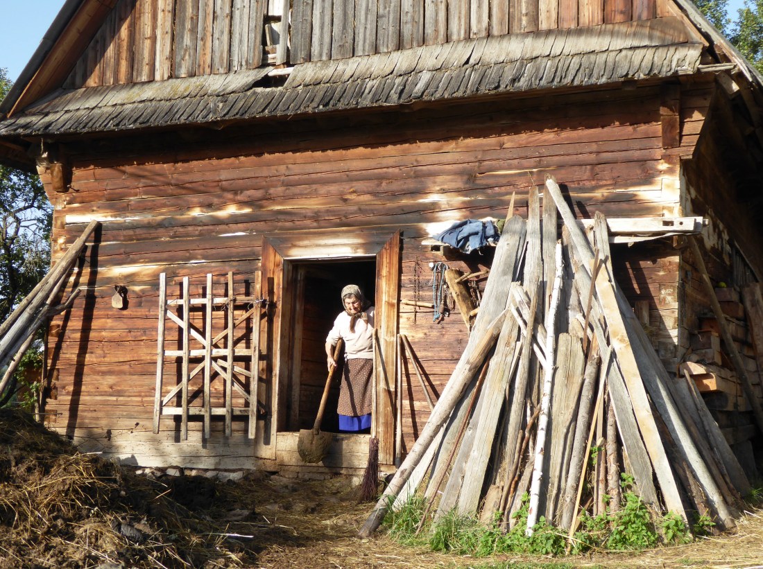 The last generation of traditional villagers refuse to go to the cities