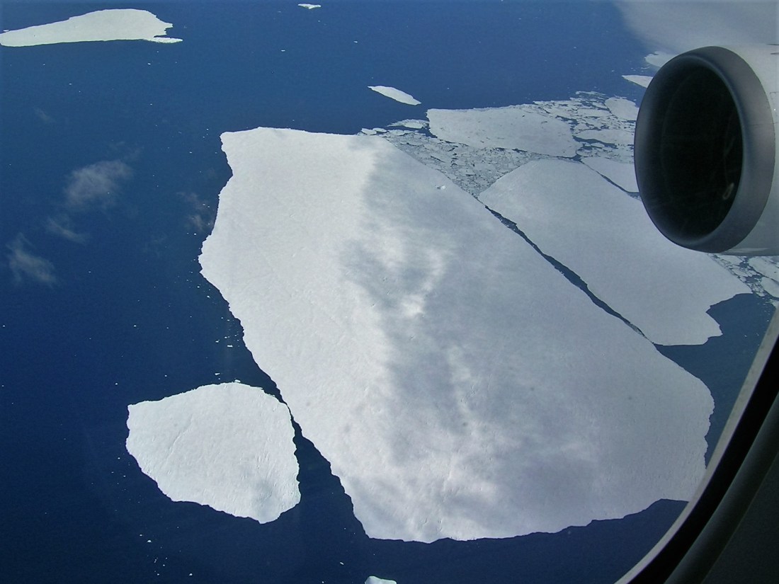 2014-shack-and-antarctic-080